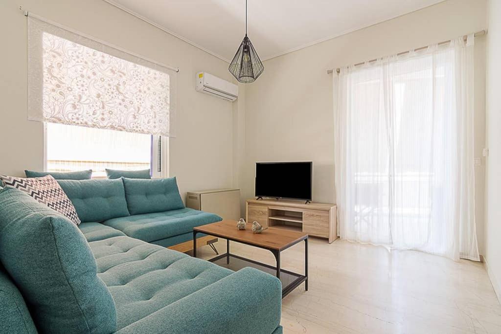 أثينا Cozy Flat With 1 Bedroom Next To Metro Station المظهر الخارجي الصورة